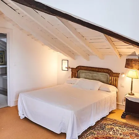 דירה In A Rural Manor With Service